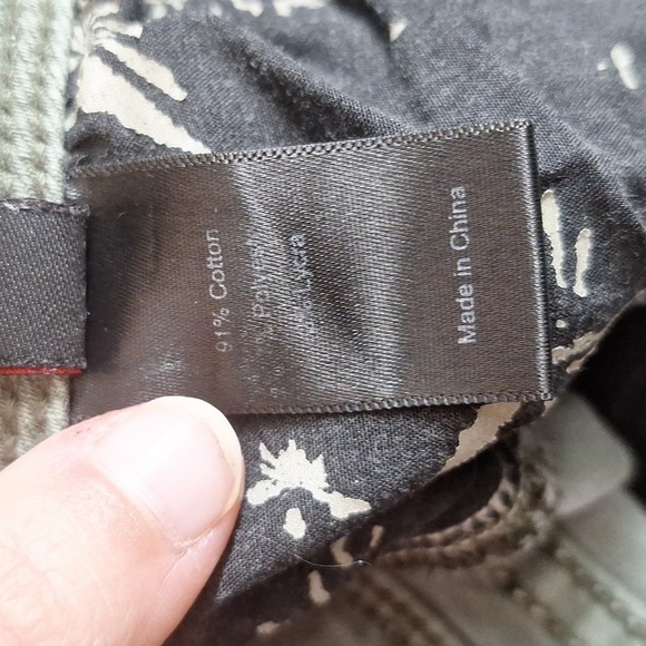 PEOPLE'S LIBERATION GREEN SHORT SHORTS 11/12 - Picture 8 of 8